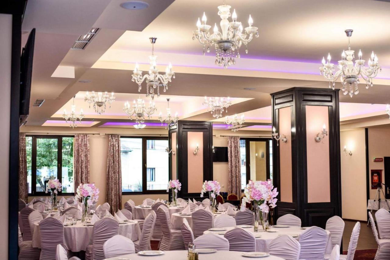 Hotel Roberts سيبيو المظهر الخارجي الصورة