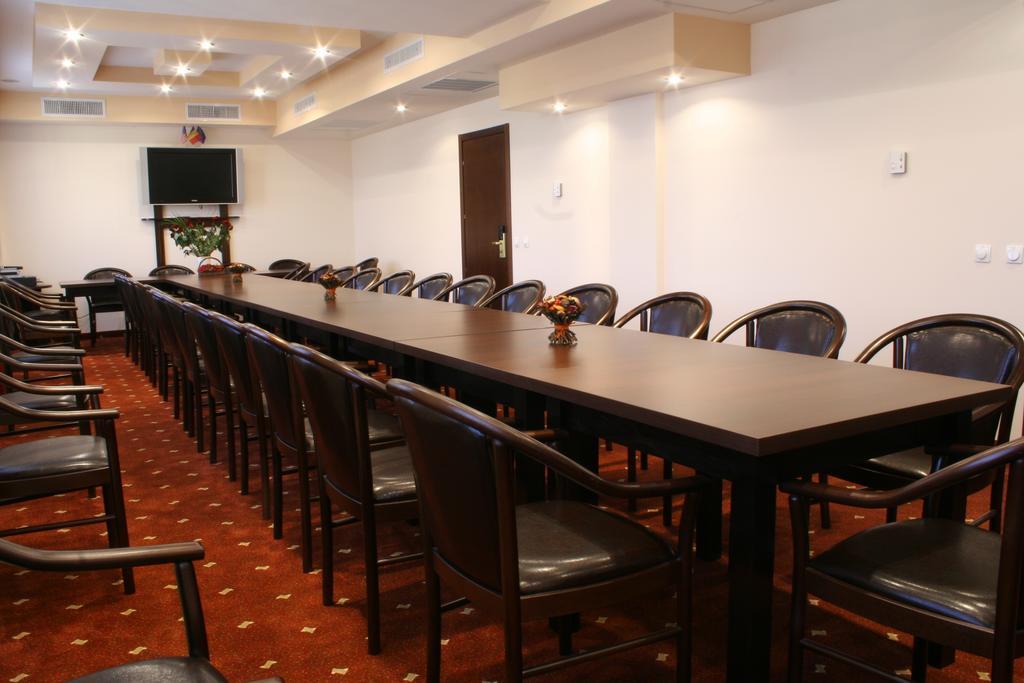 Hotel Roberts سيبيو المظهر الخارجي الصورة